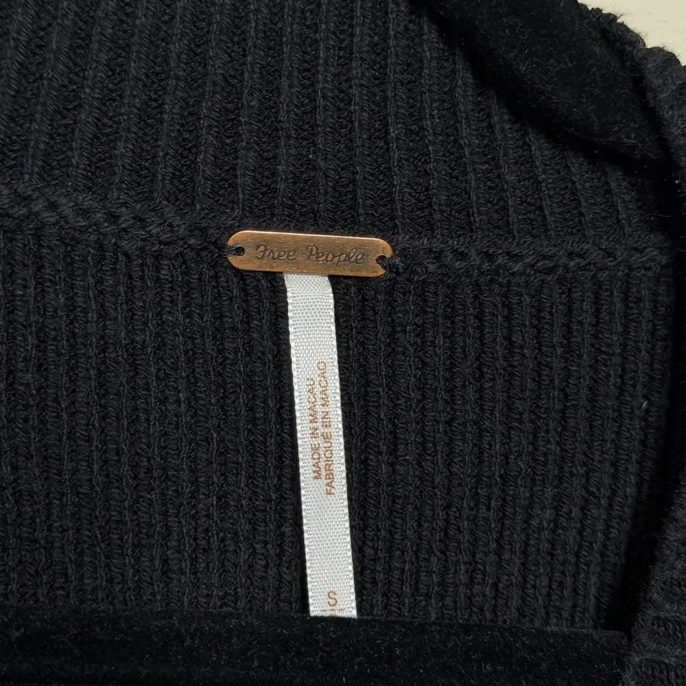 Free People Easy Street Crop Pullover in Black